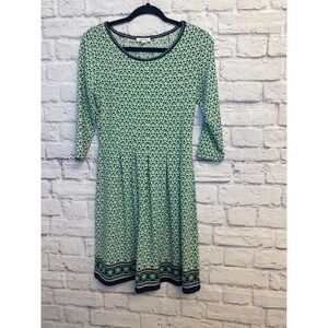 Max Studio Dress Green Floral Print 3/4 Sleeve Knee Length Round Neck Small